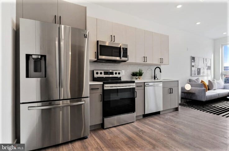 More Photos Of 1723 Ridge Ave, Philadelphia Apartments For Sale