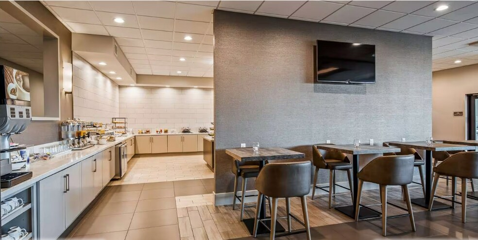 More Photos Of 1549 Westborough Dr, Katy Hotel For Sale