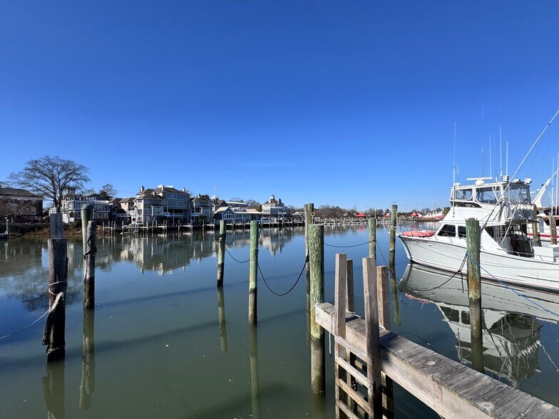 More Photos Of 110 Anglers Rd, Lewes Hotel For Sale
