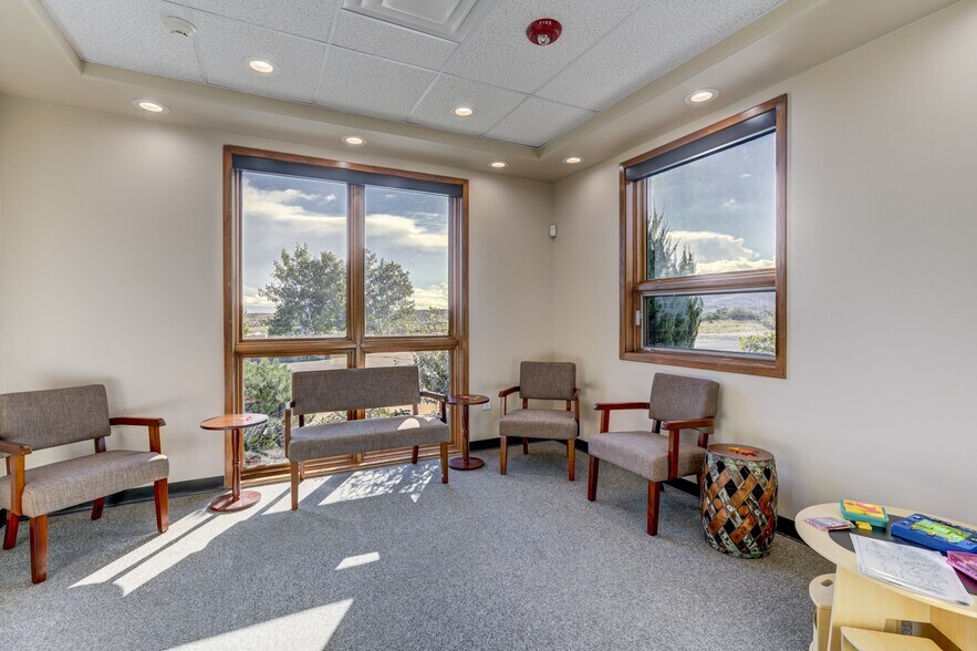 More Photos Of 2001 Excellence Way, Prescott Medical For Sale