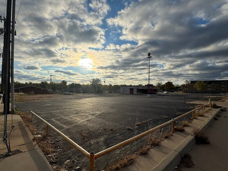 More Photos Of 2613 N Kickapoo Ave, Shawnee Land For Sale