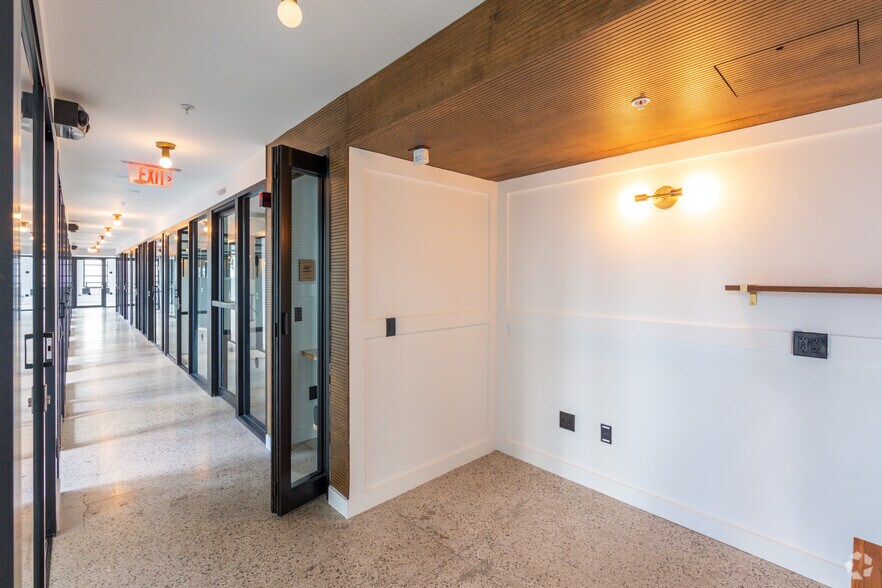 More Photos Of 117 NE 1st Ave, Miami Office For Lease