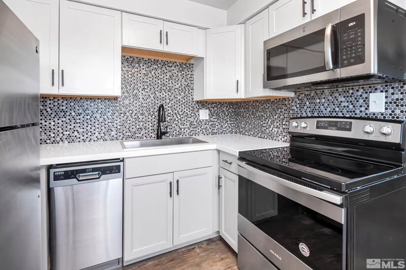 More Photos Of 1101 E Taylor St, Reno Apartments For Sale