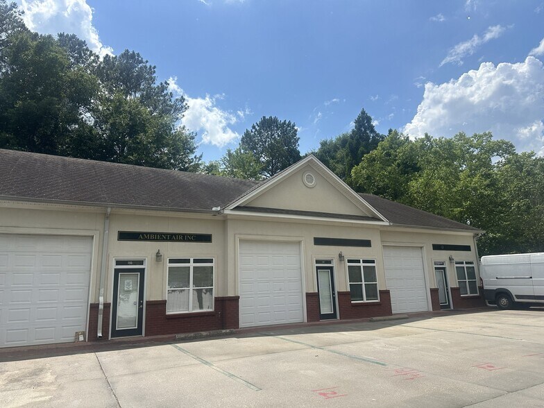 More Photos Of 193-199 Fulton Ct, Peachtree City Light Distribution For Lease