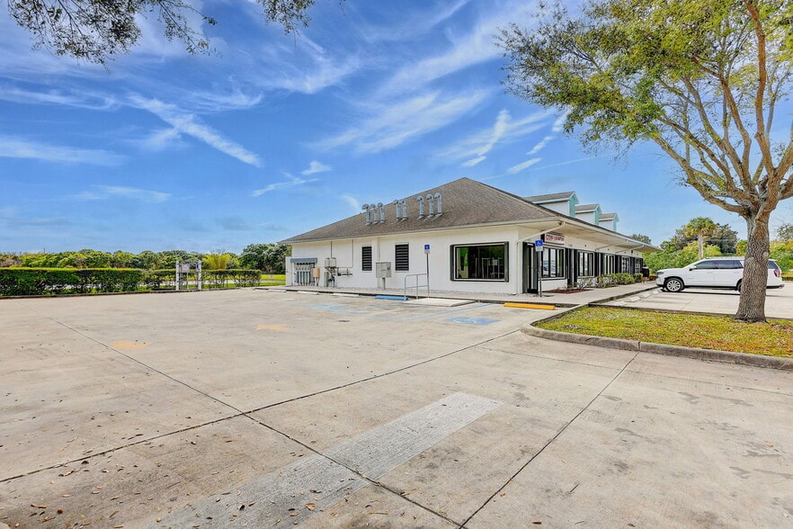 More Photos Of 3901 Orange Ave, Fort Pierce Freestanding For Sale