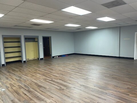 More Photos Of 876-878 Hillcrest Rd, Mobile Industrial For Sale