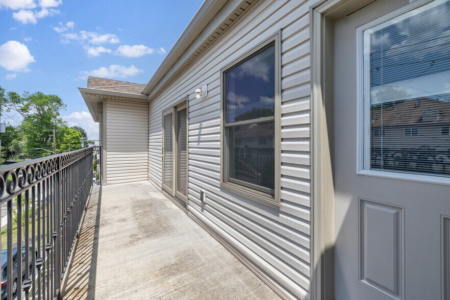 More Photos Of 342 Blauvelt Rd, Monsey Apartments For Sale