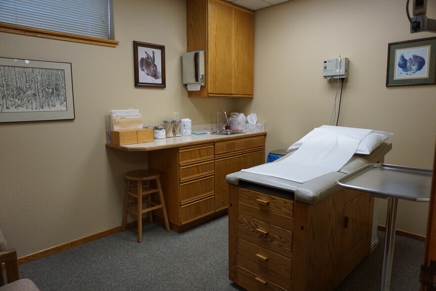 More Photos Of 3257 Professional Dr, Auburn Medical For Sale