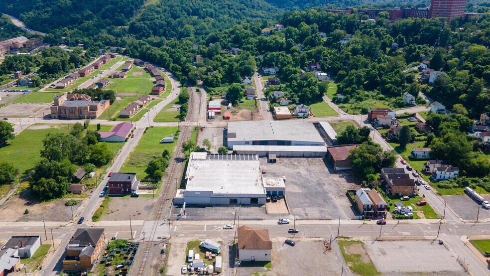 More Photos Of 620 South St, Steubenville Auto Dealership For Lease