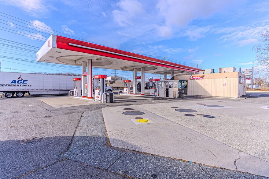 More Photos Of 1500 US Highway 46, Little Falls Service Station For Sale