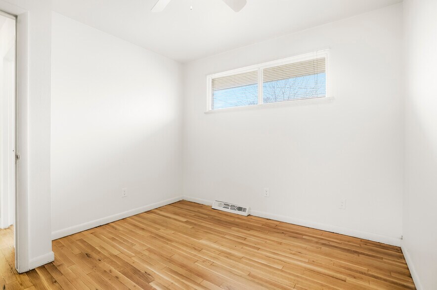 More Photos Of 5511 S Delaware St, Littleton Apartments For Sale