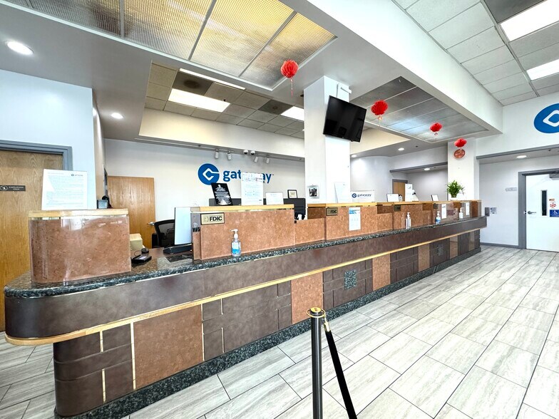 More Photos Of 815-821 Webster St, Oakland Storefront Retail Office For Lease