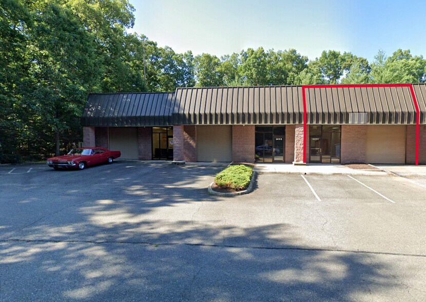 Primary Photo Of 9415 Atlee Commerce Blvd, Ashland Light Distribution For Lease