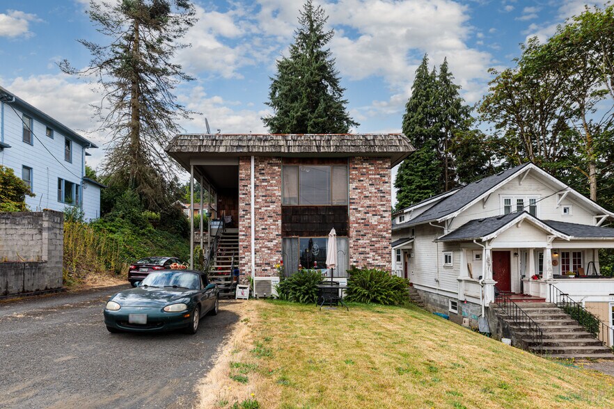 Primary Photo Of 110 C St, Rainier Multifamily For Sale