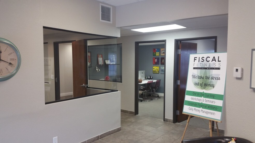 More Photos Of 2345 S Alma School Rd, Mesa Office For Lease