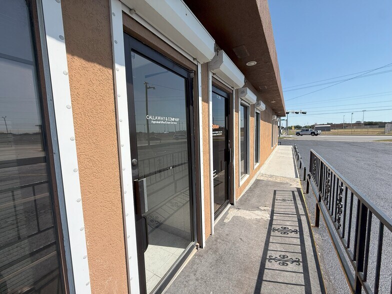More Photos Of 4521 S Staples St, Corpus Christi Office For Sale