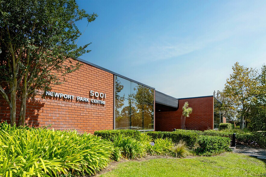 More Photos Of 5001 Birch St, Newport Beach Office For Sale