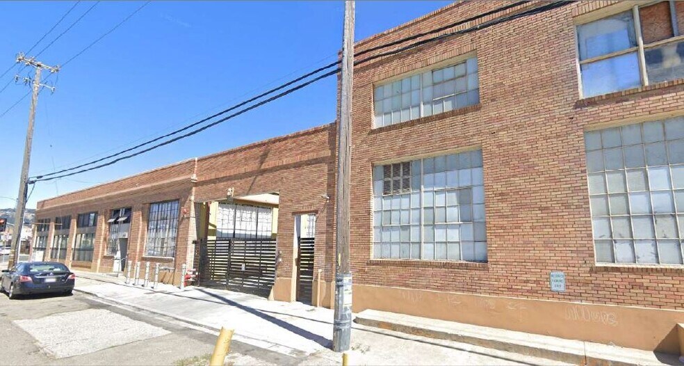 More Photos Of 5701-5755 International Blvd, Oakland Warehouse For Lease