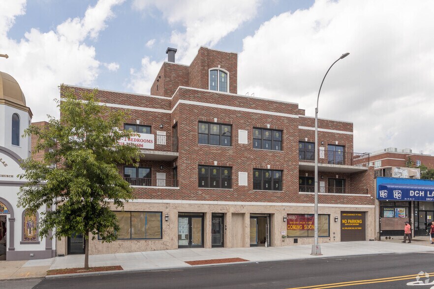 Primary Photo Of 4507 48th Ave, Woodside Apartments For Lease