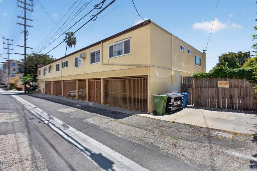 More Photos Of 1811 PARNELL AV, Los Angeles Apartments For Sale