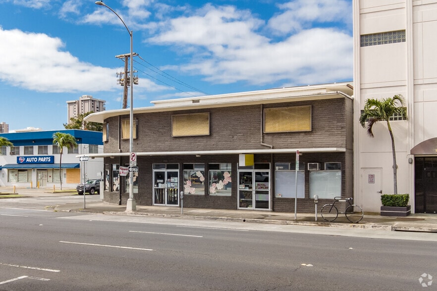 More Photos Of 1865-1871-1 S King St, Honolulu Storefront Retail Residential For Lease