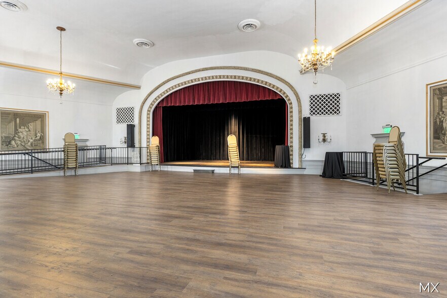 More Photos Of 61 Sheldon Blvd SE, Grand Rapids Loft Creative Space For Sale