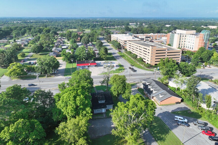 More Photos Of 612 Hartsville Pike, Gallatin Office Residential For Sale