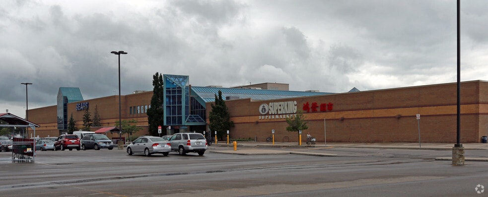 More Photos Of 785 Wonderland Rd S, London Freestanding For Lease