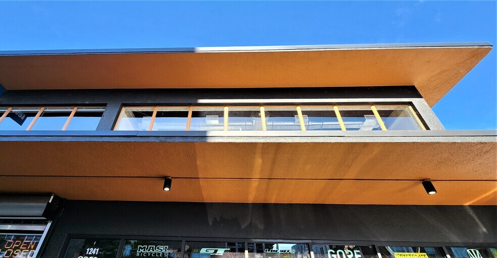 More Photos Of 1235-1259 Willamette St, Eugene Office For Lease