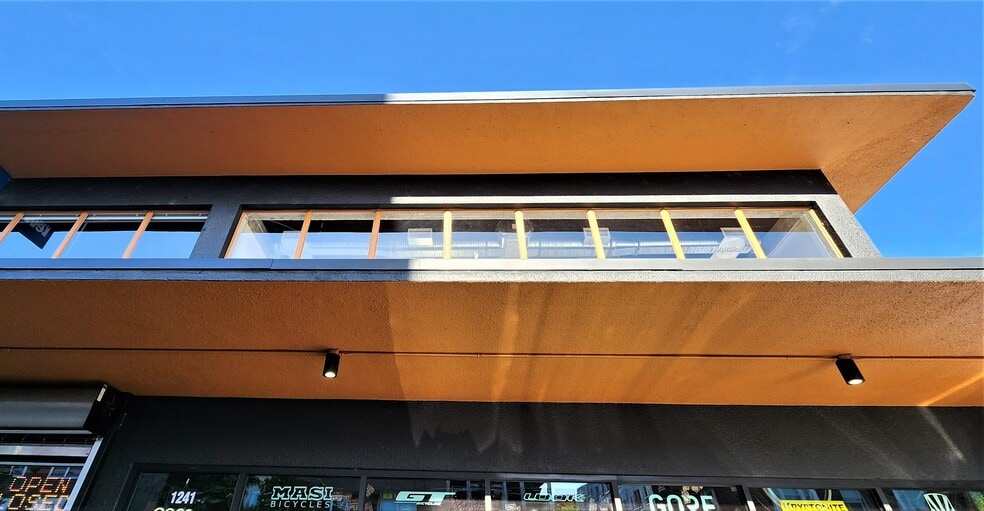 More Photos Of 1249 Willamette St, Eugene Office For Lease