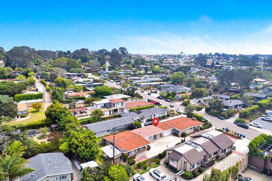 More Photos Of 330 9th St, Del Mar Apartments For Sale