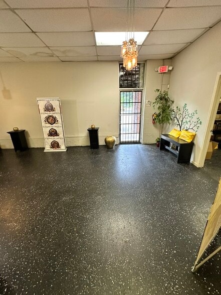 More Photos Of 1202-1256 Columbia Dr, Decatur Unknown For Lease