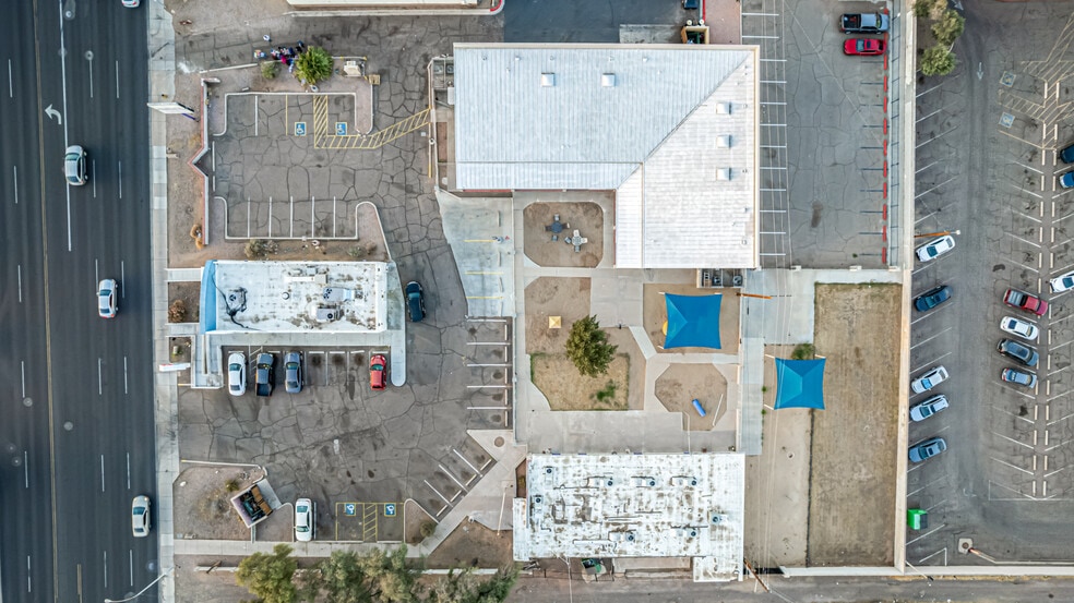 More Photos Of 5827 N 35th Ave, Phoenix Schools For Sale