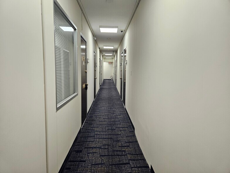 More Photos Of 217-08 Northern blvd, Bayside Office For Lease