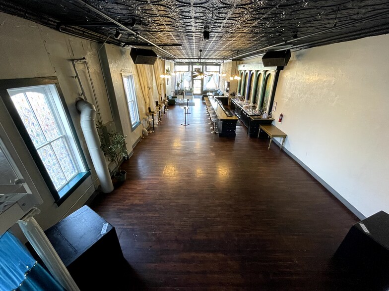 More Photos Of 120 W 4th St, Loveland General Retail For Lease