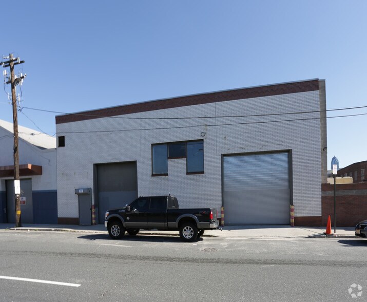 More Photos Of 2019 Washington Ave, Philadelphia Warehouse For Lease