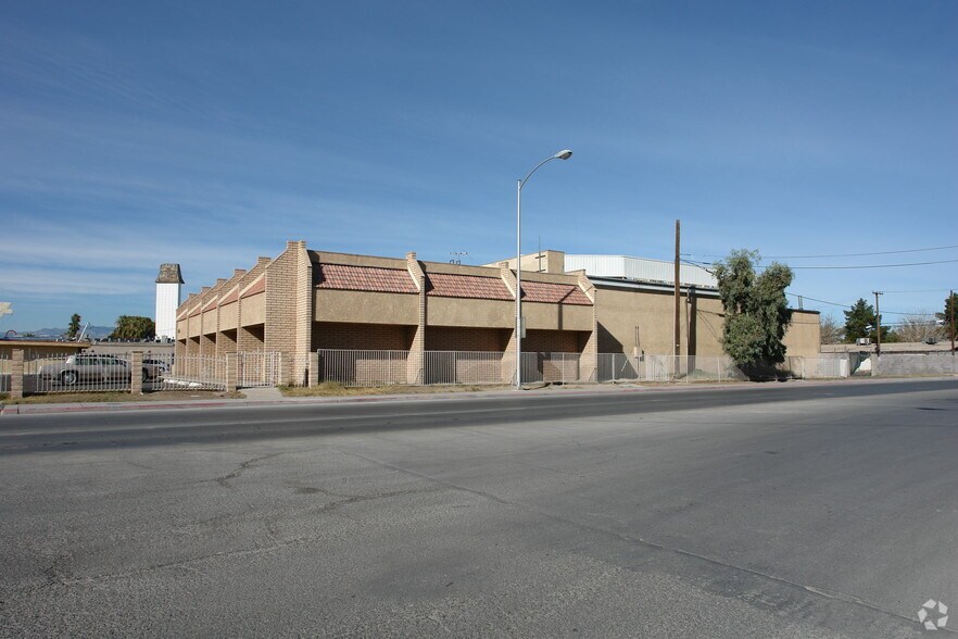More Photos Of 800 W Bonanza Rd, Las Vegas General Retail For Sale