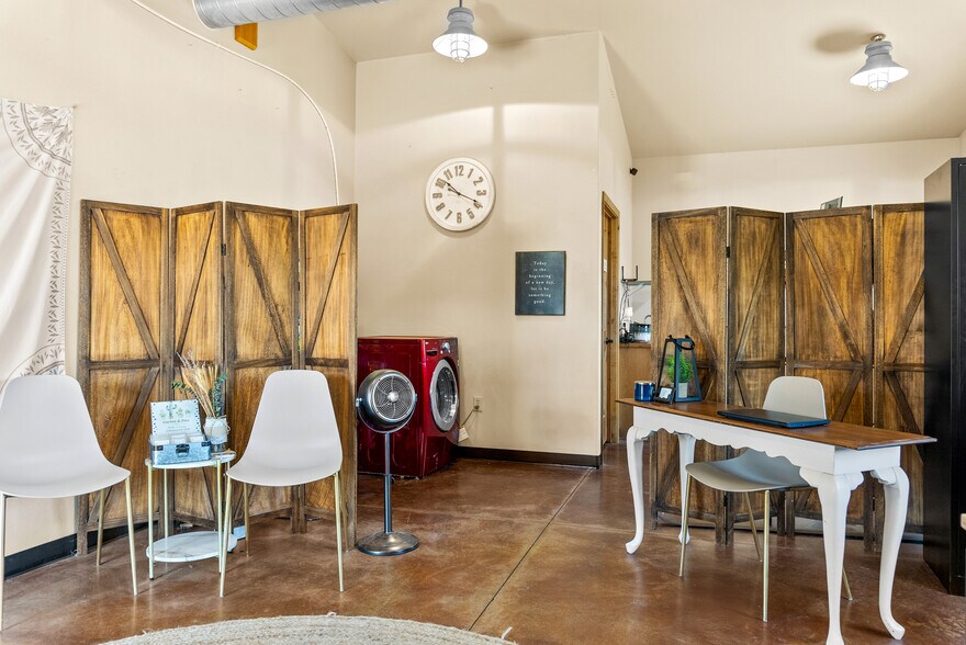 More Photos Of 911 19th Ave, Oroville Freestanding For Sale