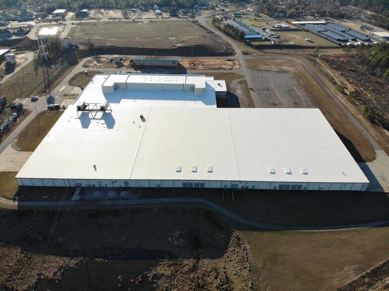 More Photos Of 380 Dark Indigo Ln, Graniteville Manufacturing For Lease