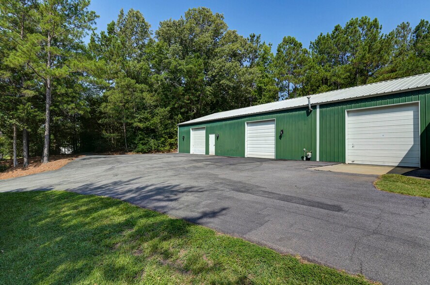 More Photos Of 1901 Hollingshed Rd, Irmo Warehouse For Sale