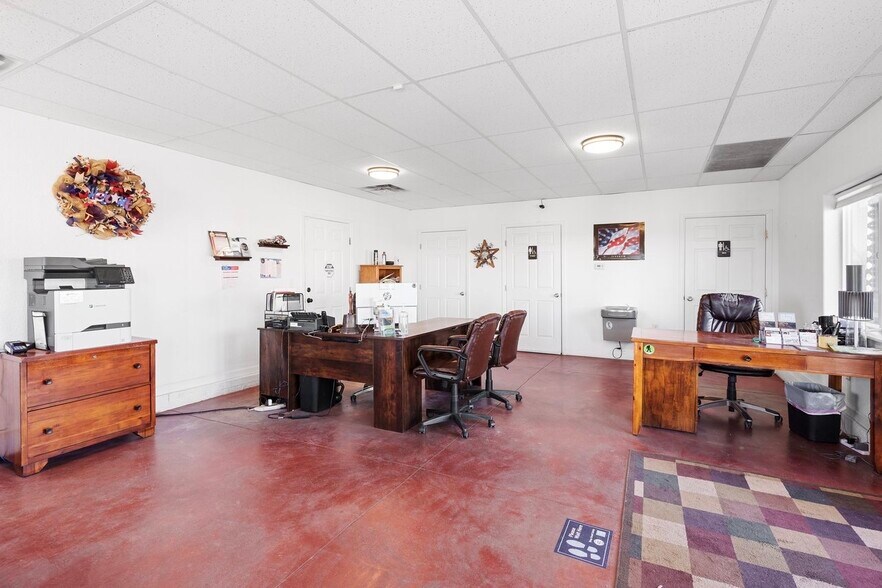 More Photos Of 302 S Purcell Blvd, Pueblo West Auto Dealership For Sale