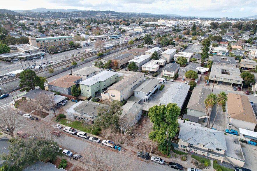 More Photos Of 19 E 41st Pl, San Mateo Apartments For Sale