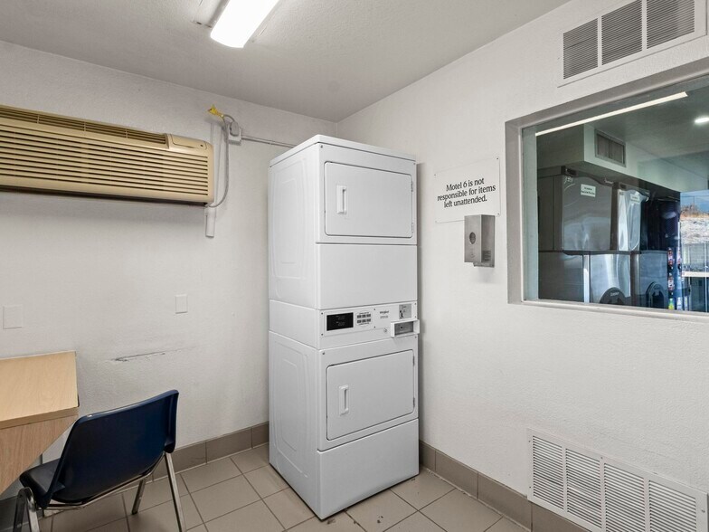 More Photos Of 1150 Wilkins Cir, Casper Hotel For Sale