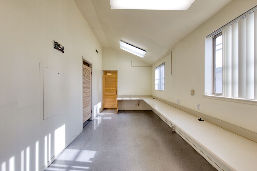 More Photos Of 2928 Eastern Ave, Sacramento Medical For Sale