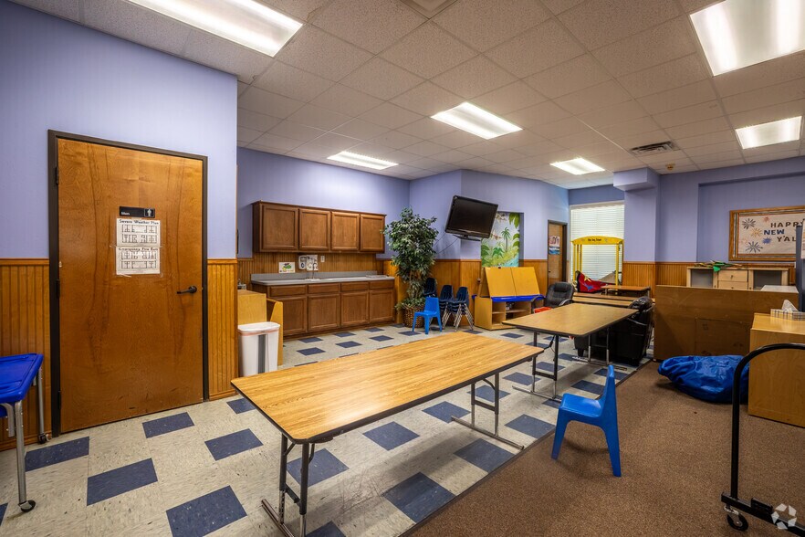 More Photos Of 2101 Firewheel Pky, Garland Daycare Center For Sale