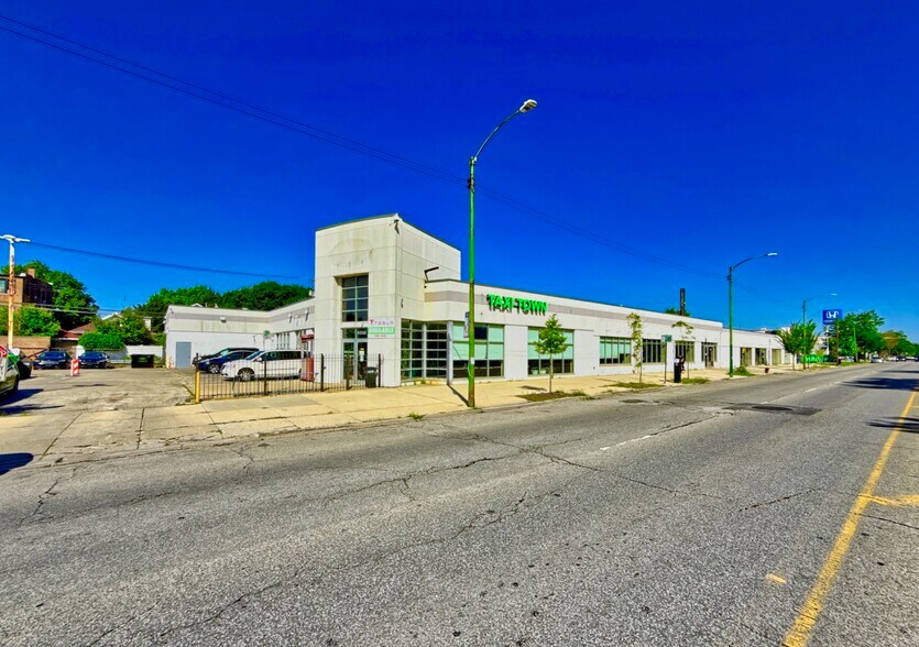 Primary Photo Of 6500 N Western Ave, Chicago General Retail For Sale