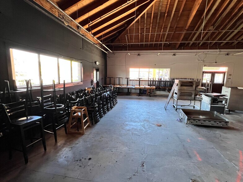 More Photos Of 4405 Honoapiilani Hwy, Lahaina General Retail For Sale