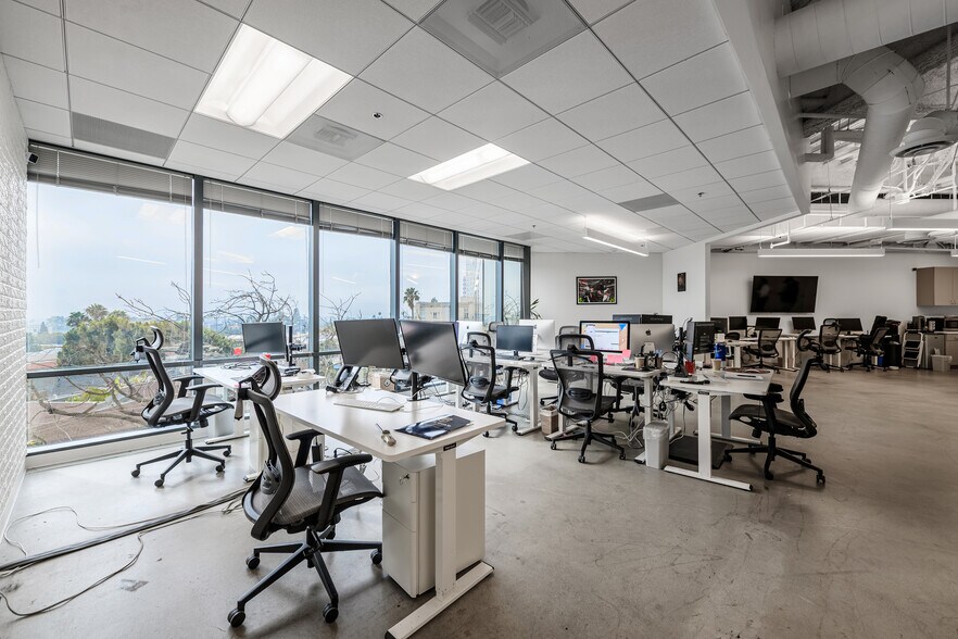 More Photos Of 12100 Wilshire Blvd, Los Angeles Office For Lease