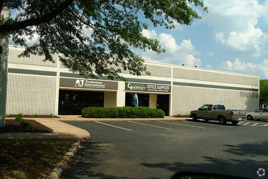 More Photos Of 5625-5663 S Laburnum Ave, Richmond Unknown For Lease