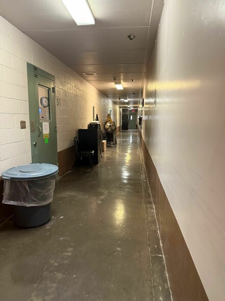 More Photos Of 406 N Avenue D, San Luis Correctional Facility For Sale